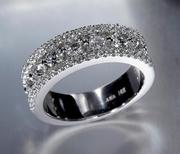 14 kt White Gold Wedding Band